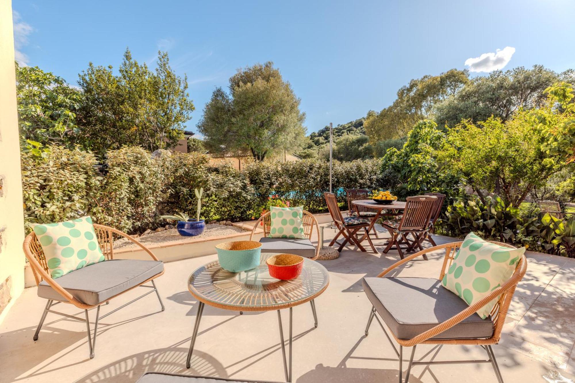 Ferienwohnung Stazzo San Teodoro Piscina Condivisa Exterior foto